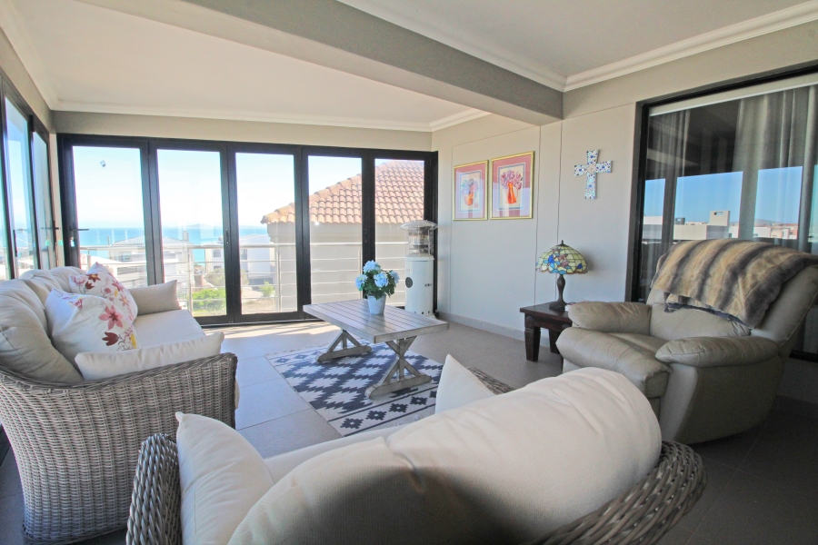 4 Bedroom Property for Sale in Calypso Beach Western Cape